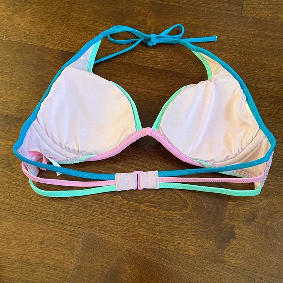 Victoria’s Secret Swim Halter Bikini Set, Top 34B Bottom M - Picture 3 of 12